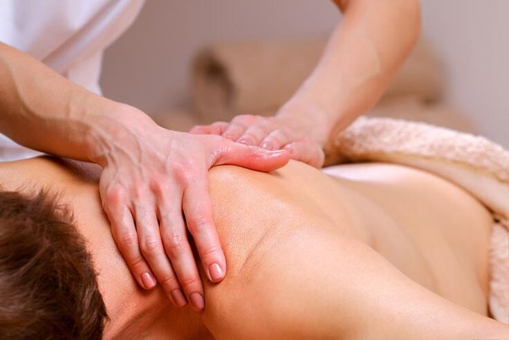 Masaje para la osteocondrosis cervical.